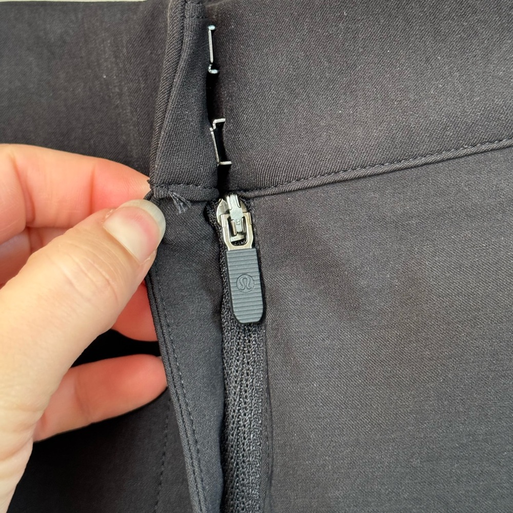 Lululemon Stretch Twill Golf Pant - Picture 6 of 9